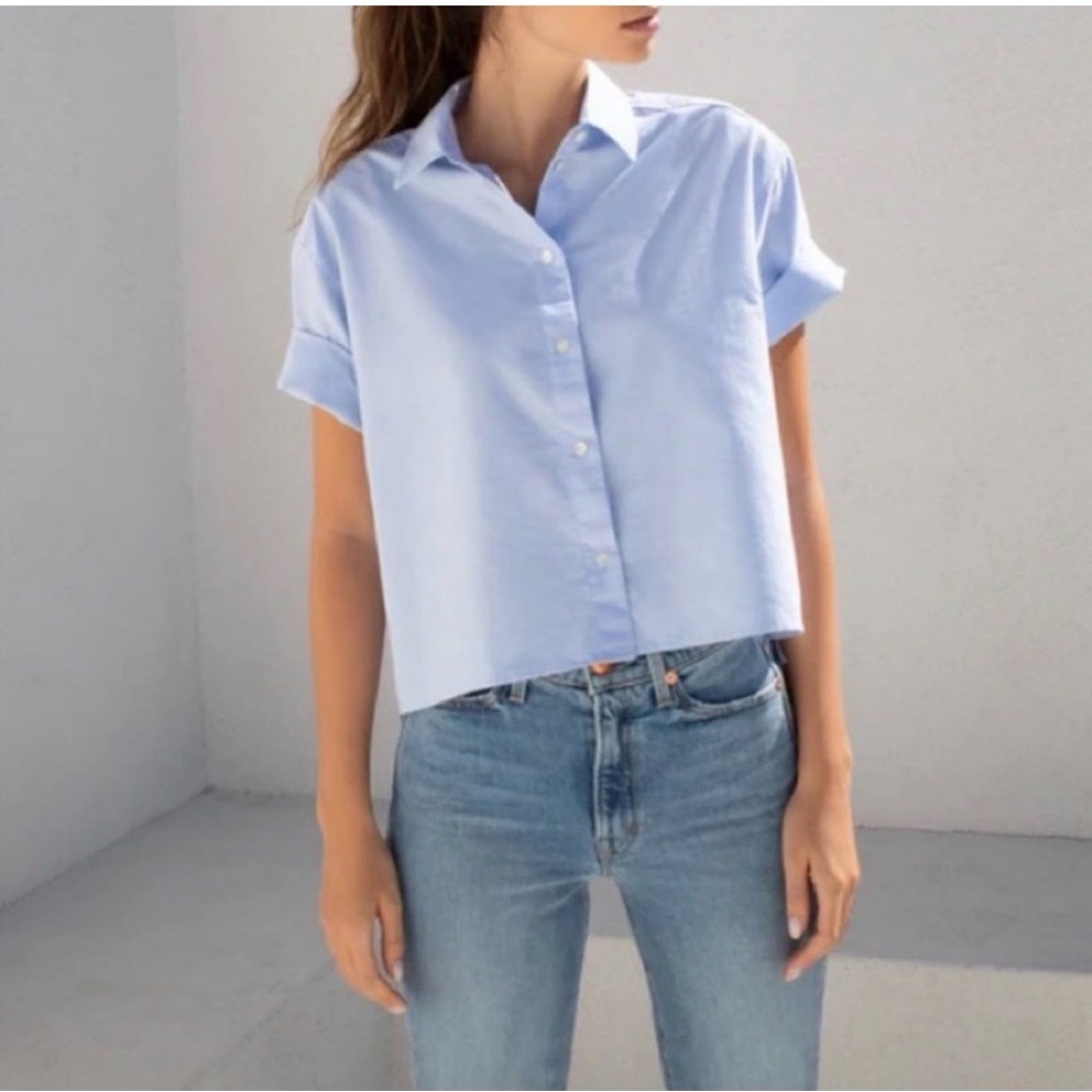 AYR the Book‎ Club cropped button down